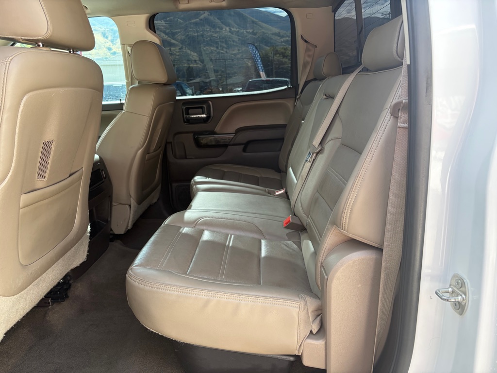 Photo 27 of this GMC SIERRA 2500HD