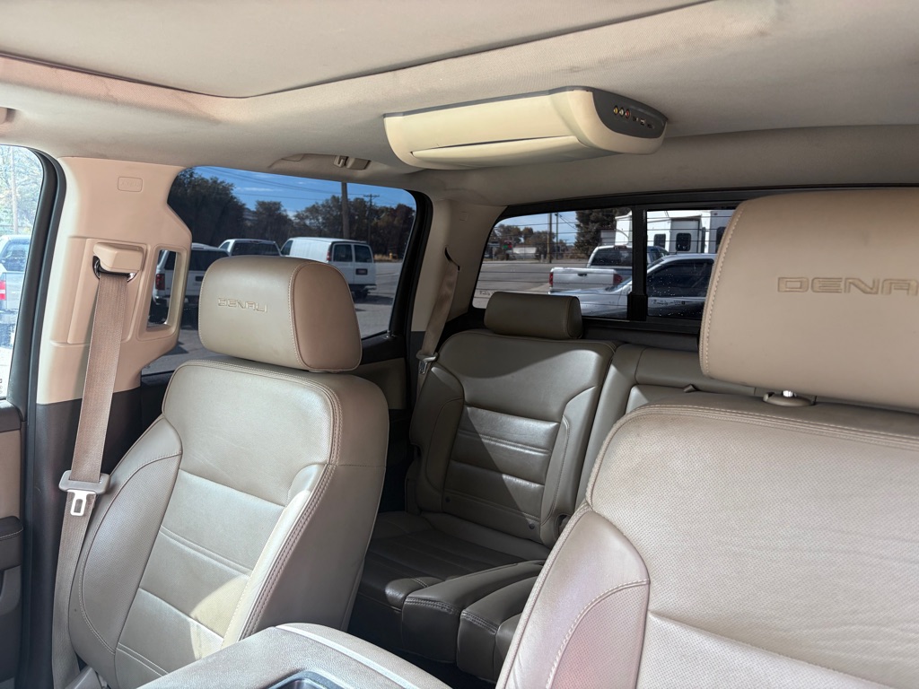 Photo 25 of this GMC SIERRA 2500HD