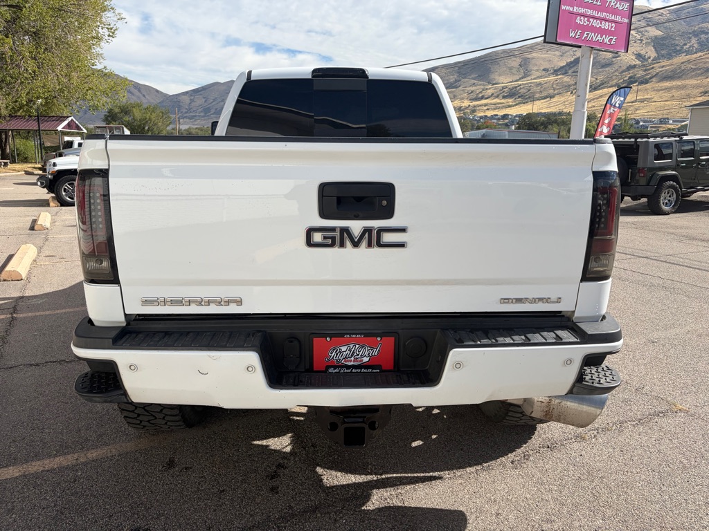 Photo 7 of this GMC SIERRA 2500HD