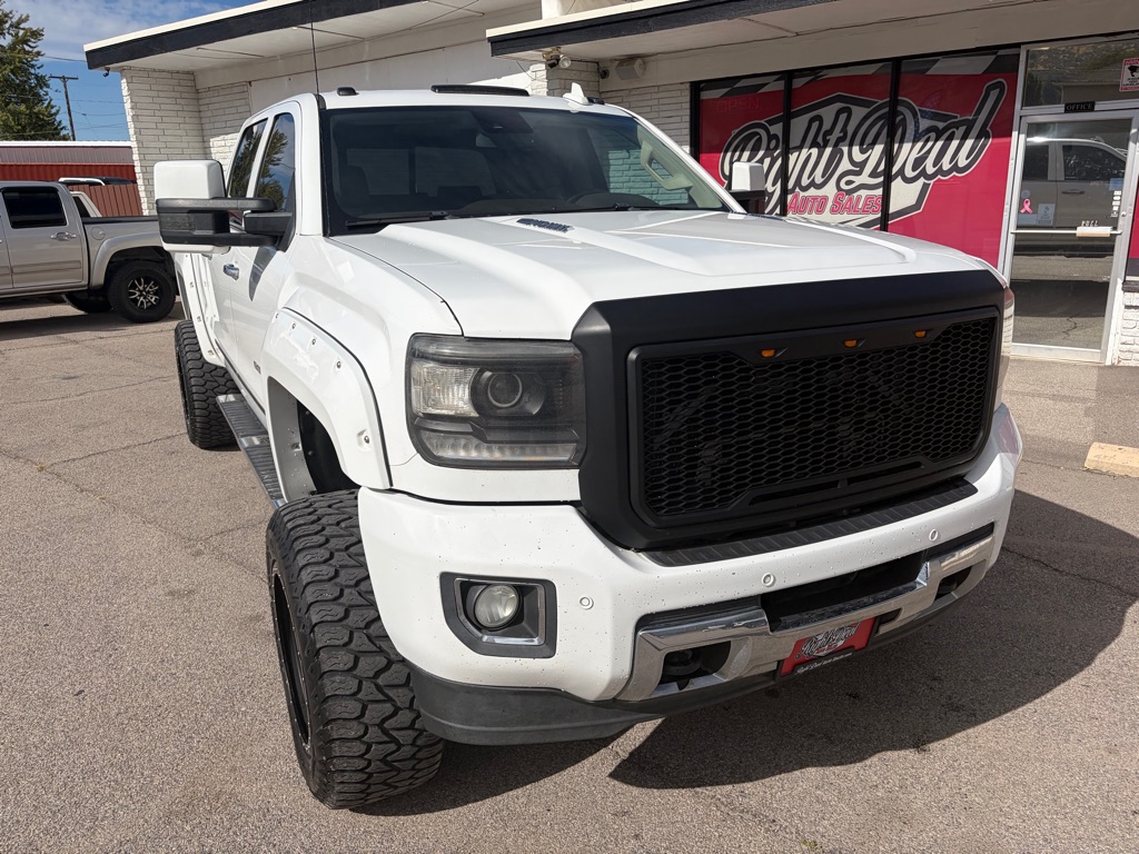 Photo 2 of this GMC SIERRA 2500HD