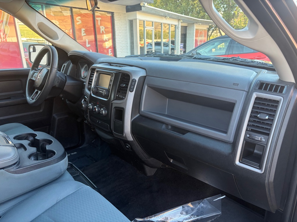 Photo 22 of this RAM 1500