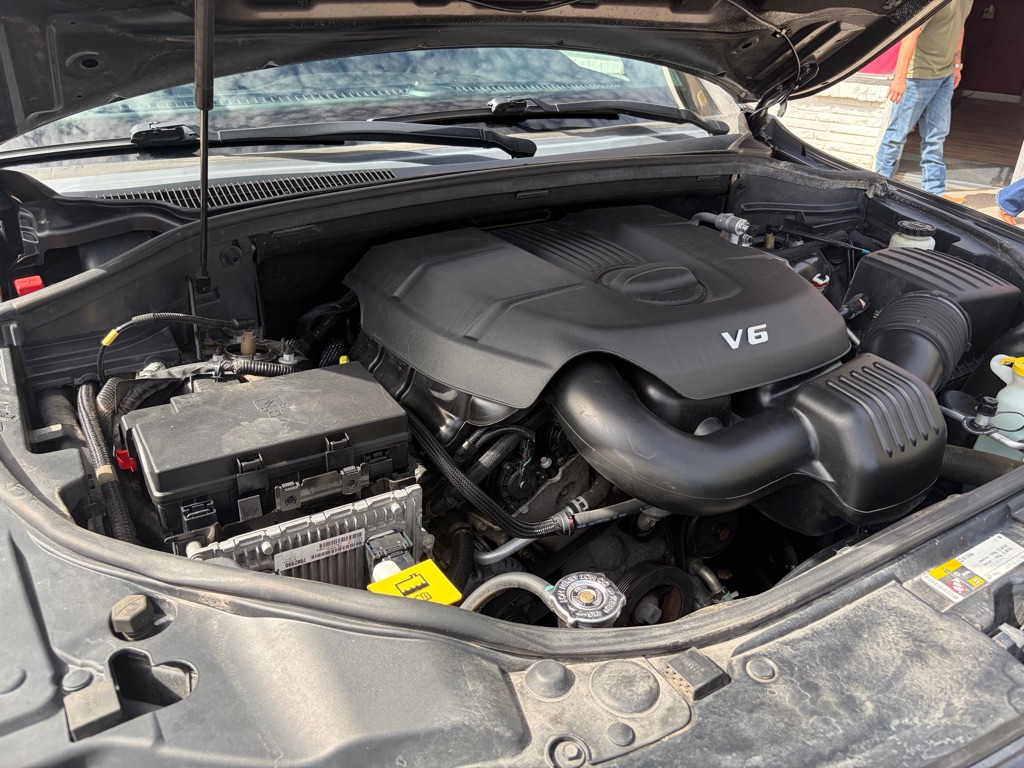 Photo 34 of this JEEP GRAND CHEROKEE