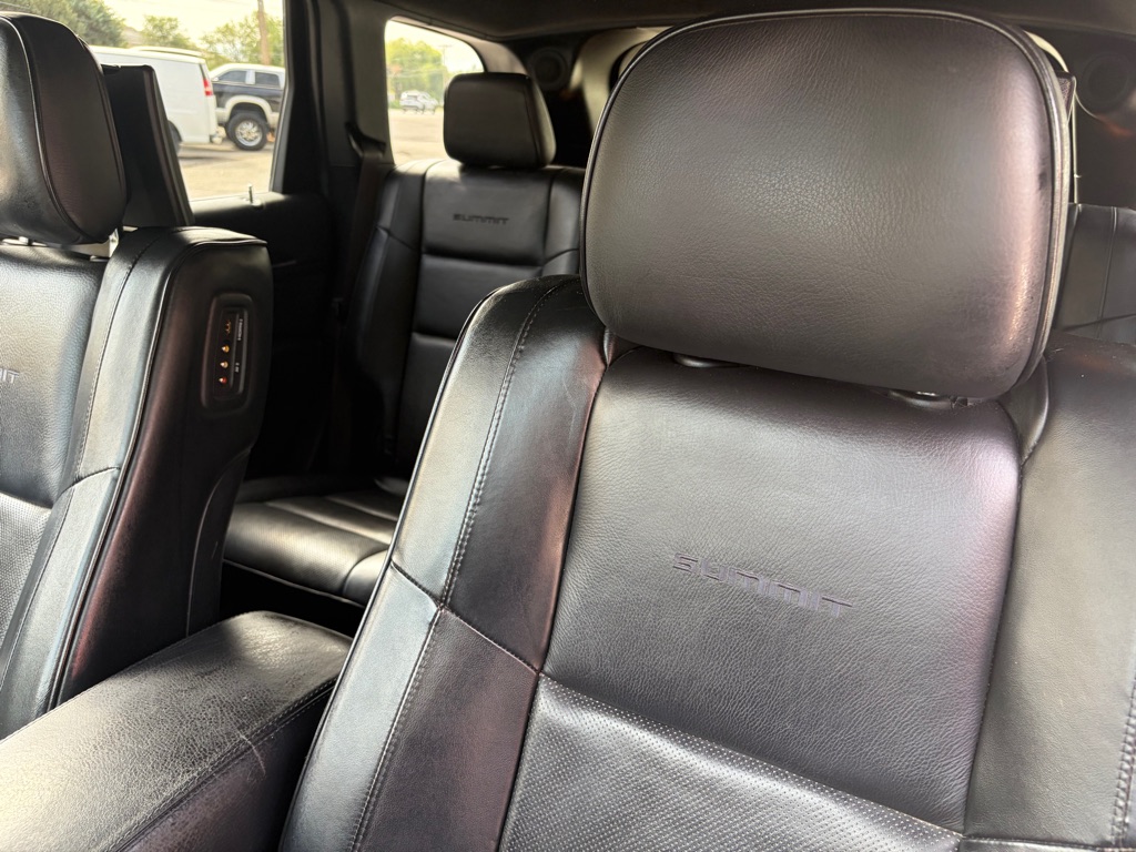 Photo 17 of this JEEP GRAND CHEROKEE
