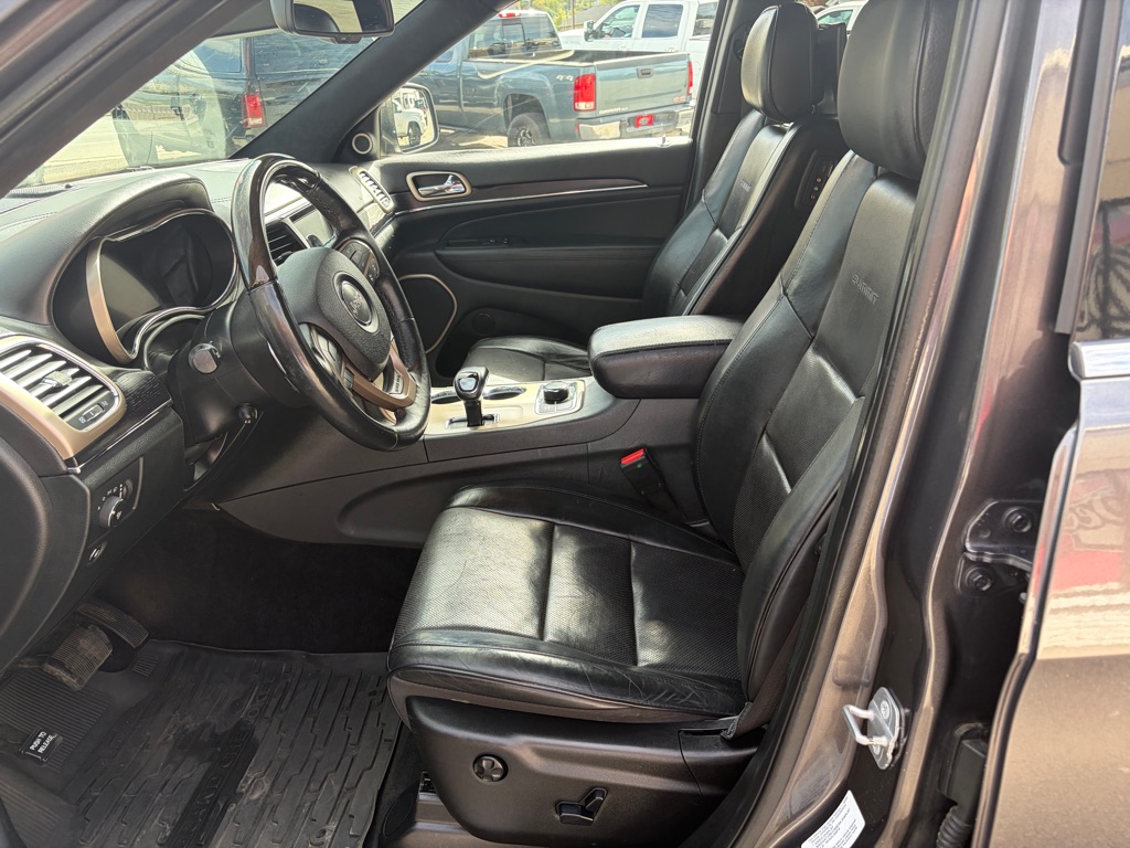 Photo 15 of this JEEP GRAND CHEROKEE