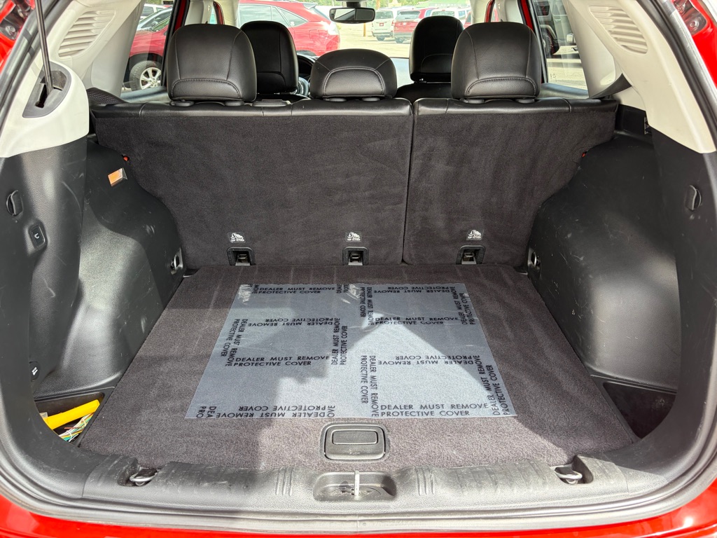 Photo 26 of this JEEP COMPASS
