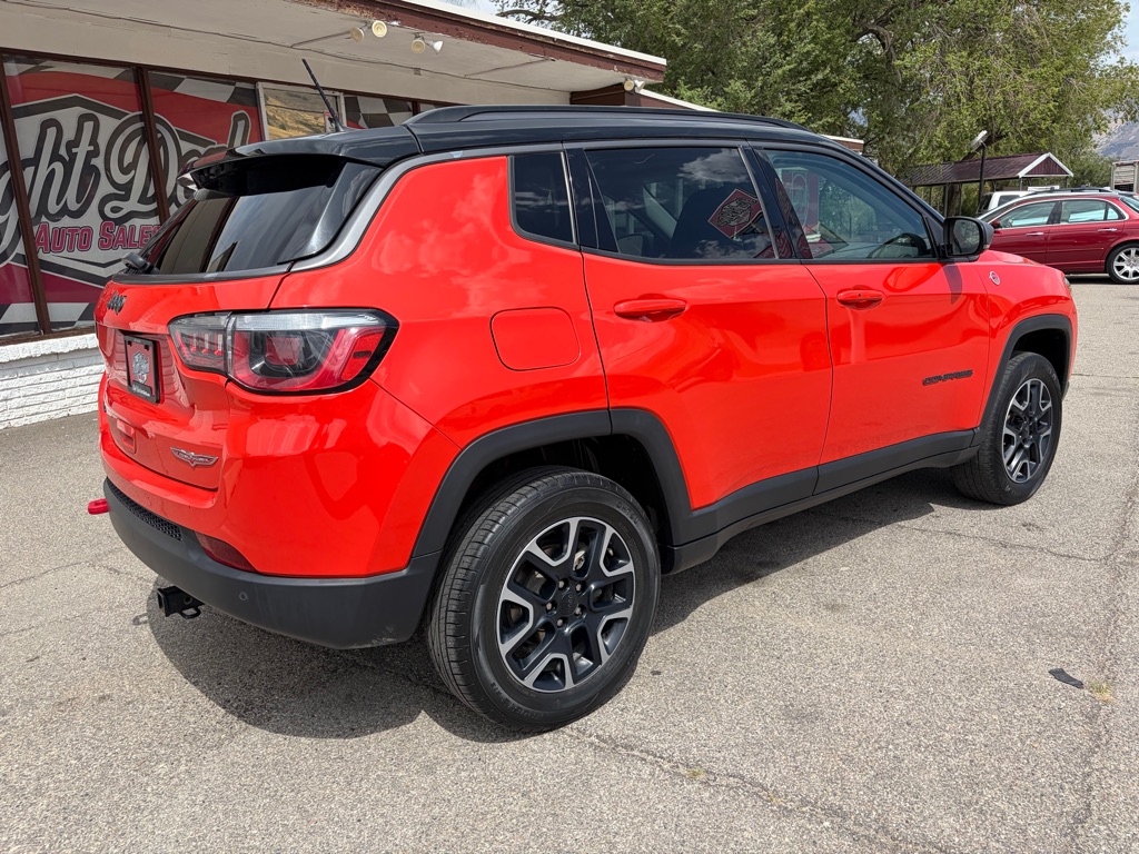 Photo 7 of this JEEP COMPASS