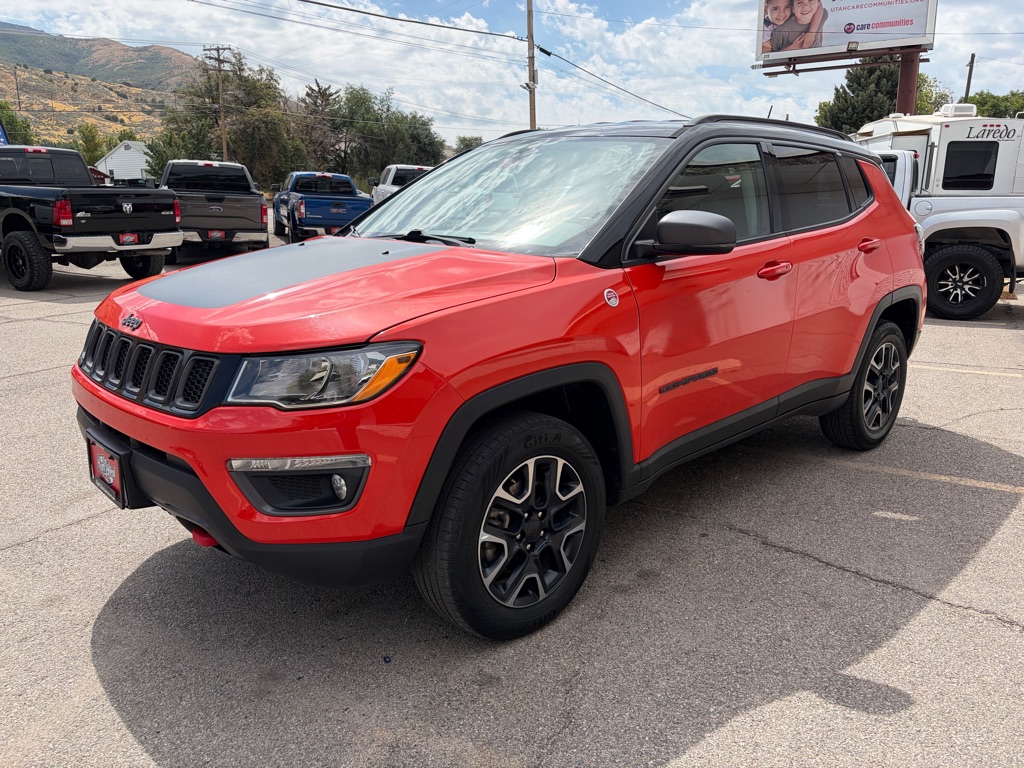 Photo 3 of this JEEP COMPASS