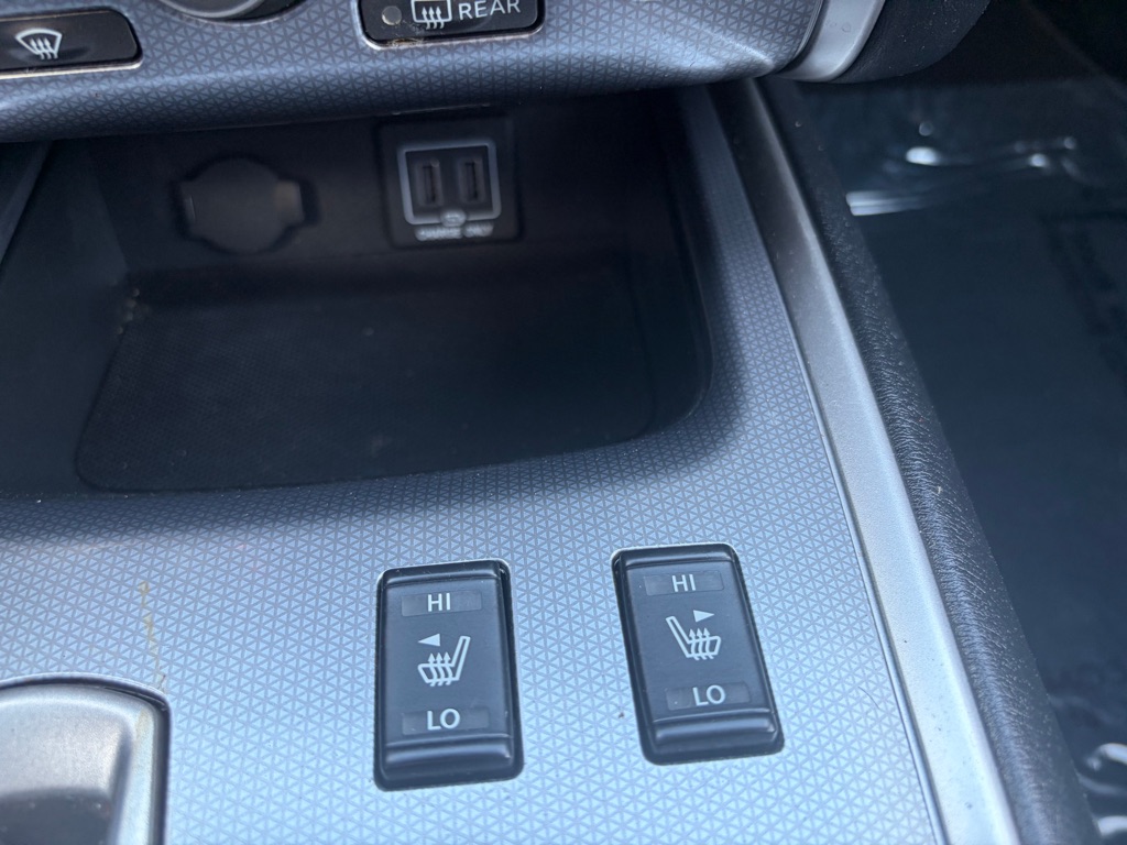 Photo 34 of this NISSAN PATHFINDER