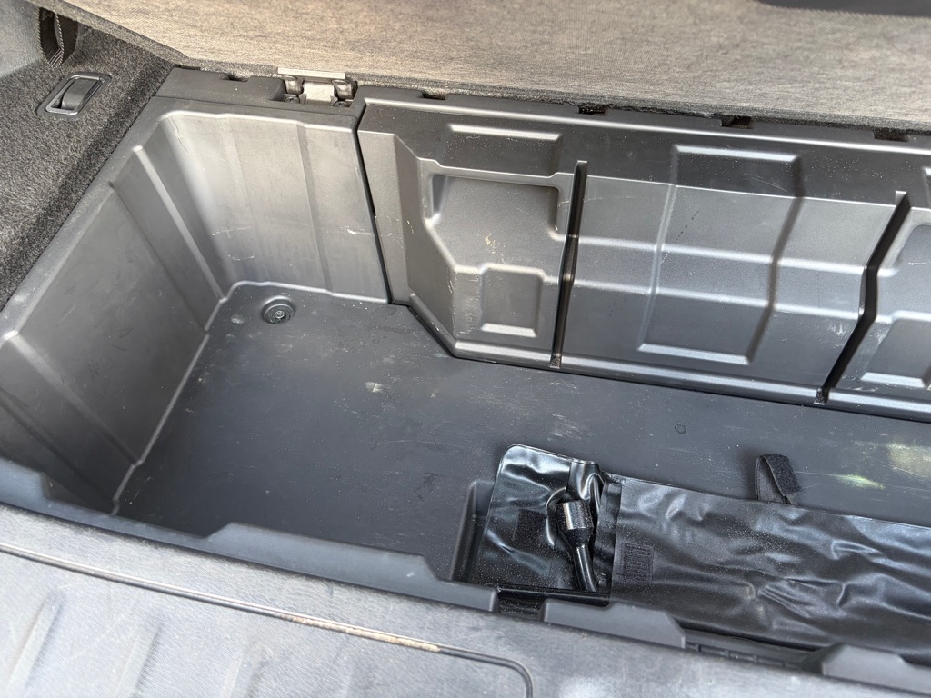 Photo 24 of this NISSAN PATHFINDER