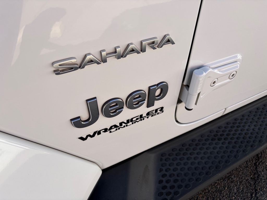 Photo 10 of this JEEP WRANGLER UNLIMI