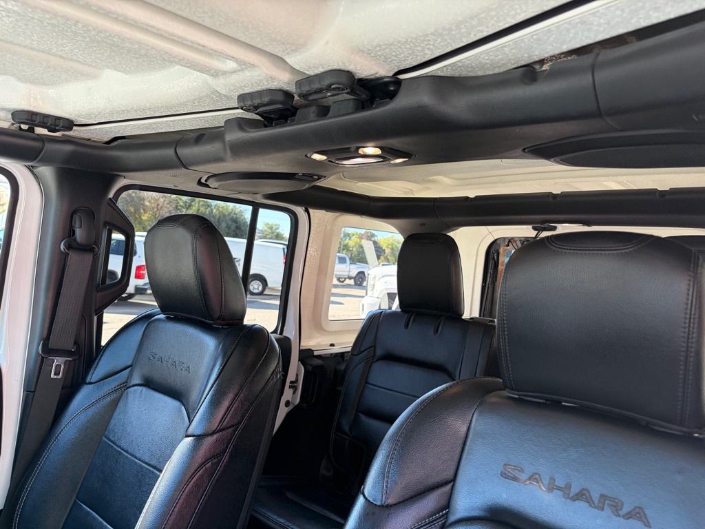 Photo 16 of this JEEP WRANGLER UNLIMI