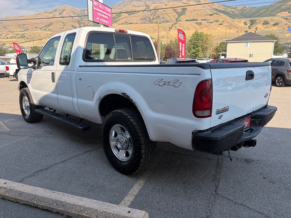 Photo 5 of this FORD F-250 SUPER DUT