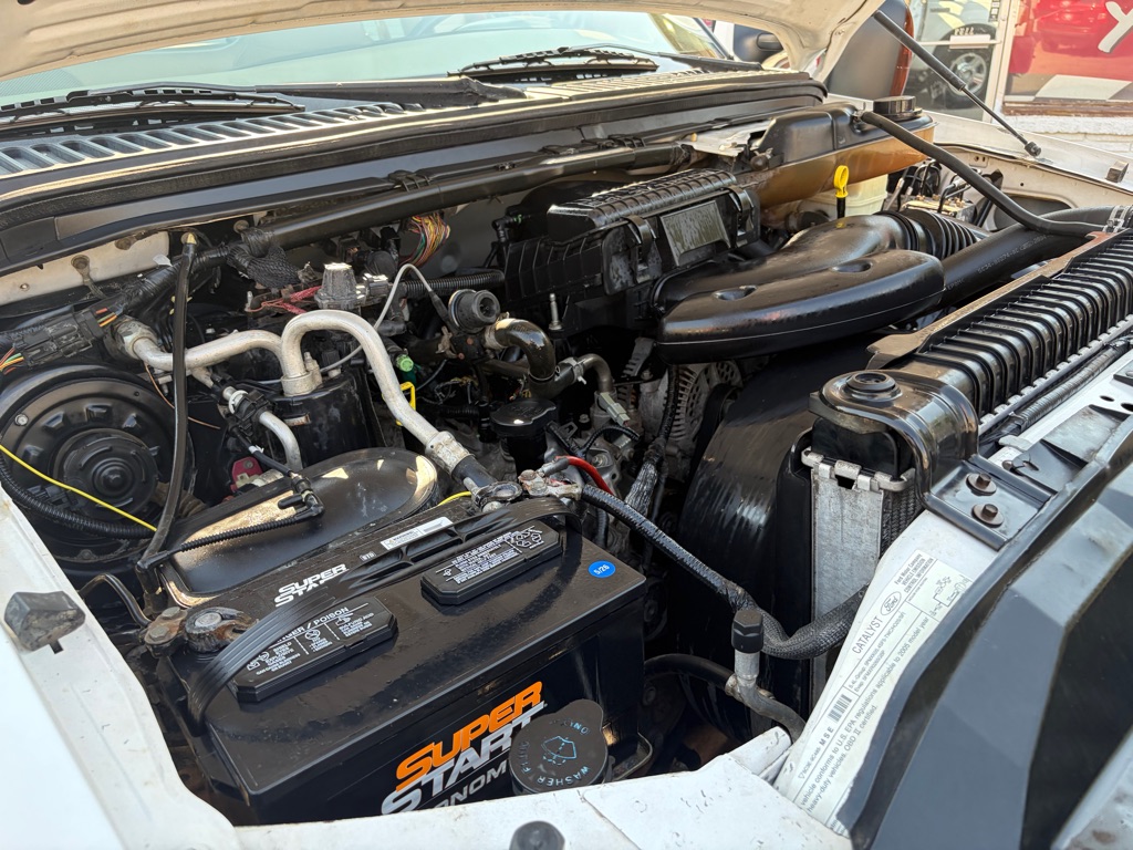 Photo 25 of this FORD F-250 SUPER DUT