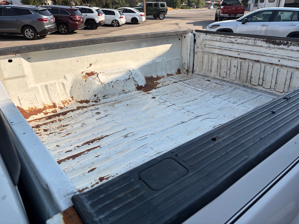 Photo 12 of this FORD F-250 SUPER DUT