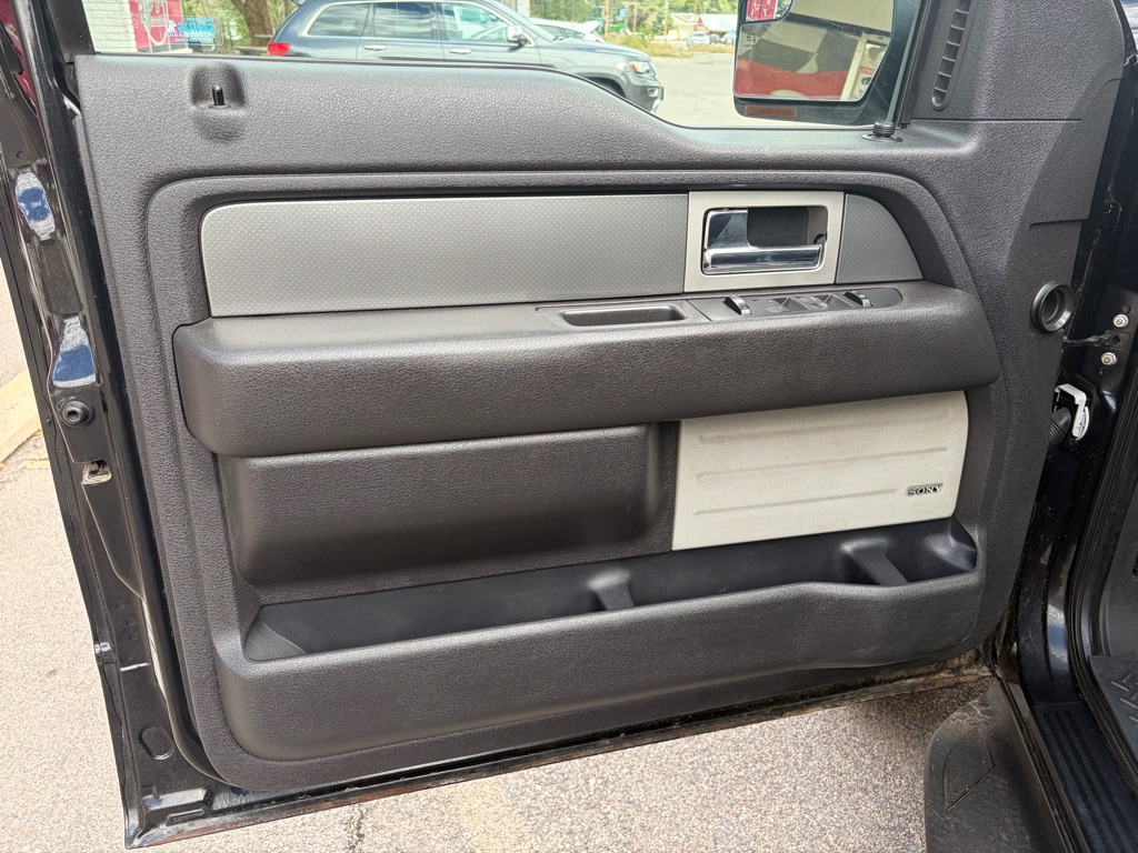 Photo 13 of this FORD F-150