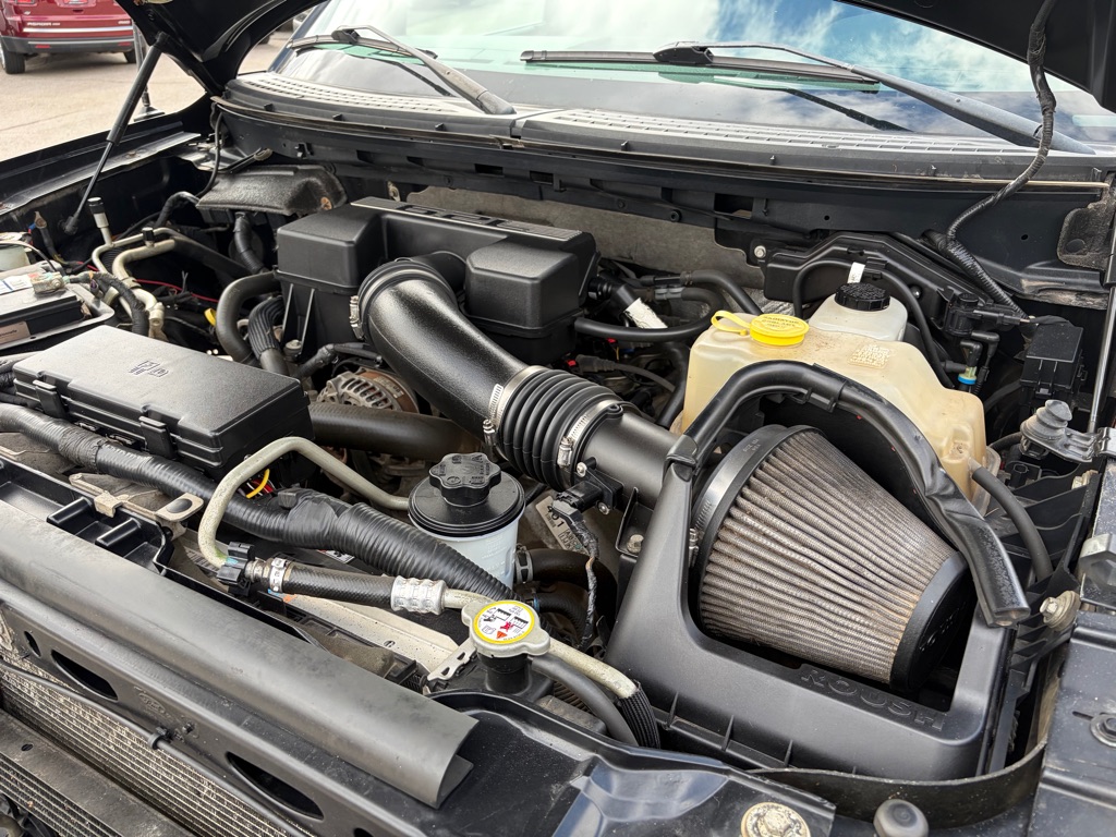 Photo 33 of this FORD F-150