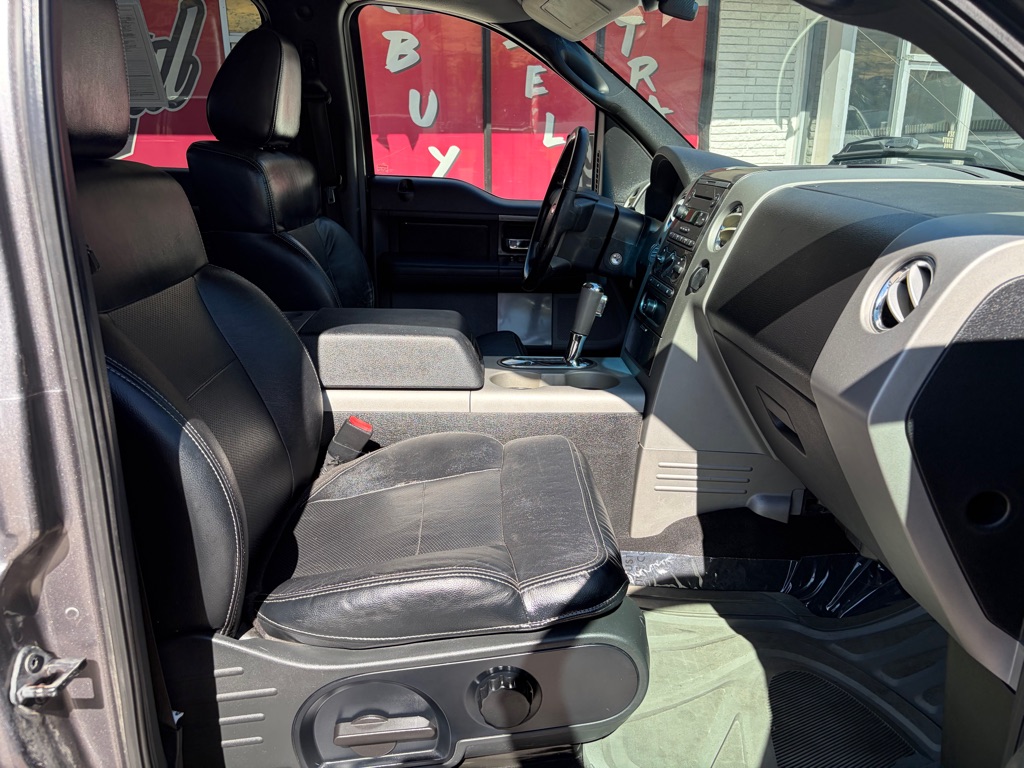 Photo 24 of this FORD F-150