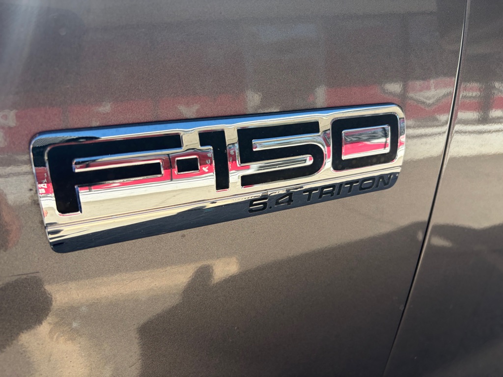 Photo 10 of this FORD F-150