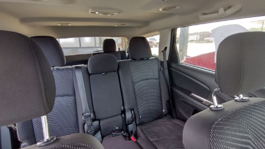 Photo 11 of this DODGE JOURNEY CROSSRO