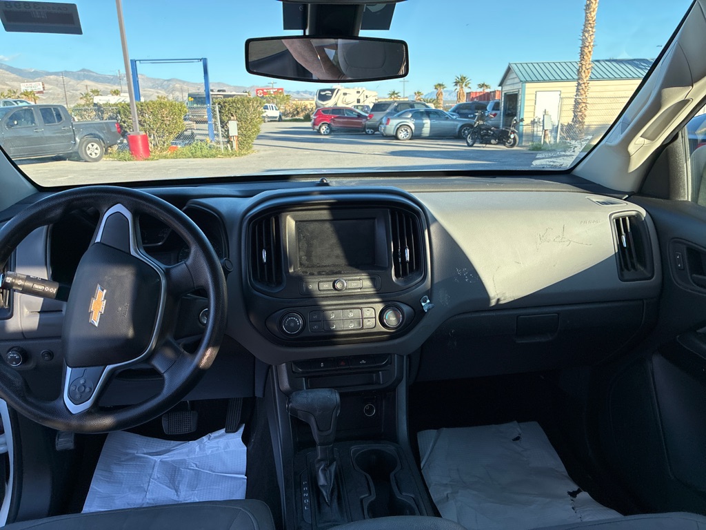 Photo 8 of this CHEVROLET COLORADO