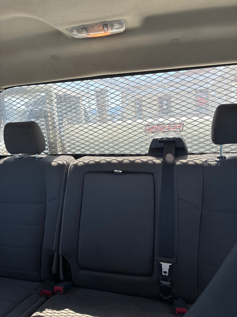 Photo 11 of this FORD F550
