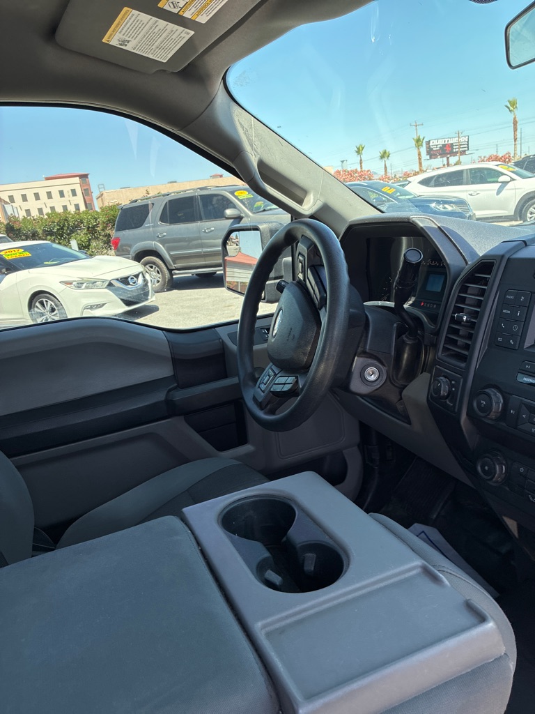 Photo 6 of this FORD F150