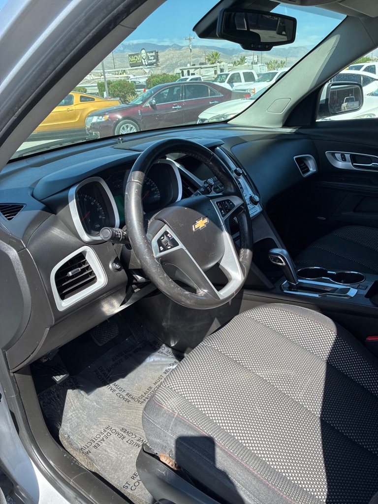 Photo 10 of this CHEVROLET EQUINOX