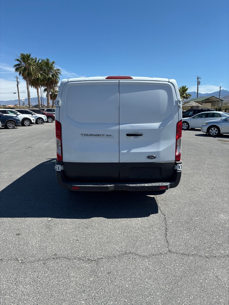 Photo 5 of this FORD TRANSIT