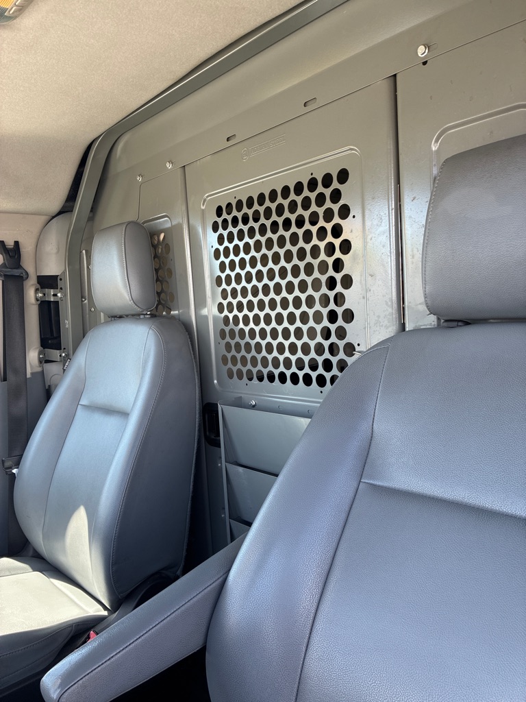 Photo 10 of this FORD TRANSIT