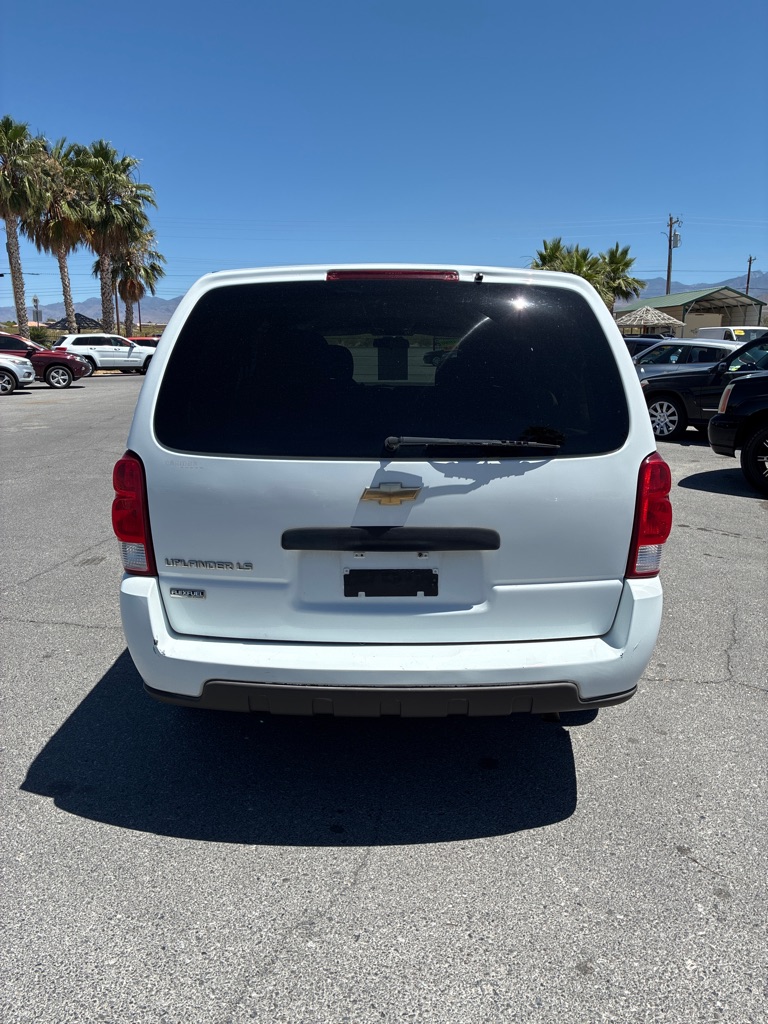Photo 4 of this CHEVROLET UPLANDER