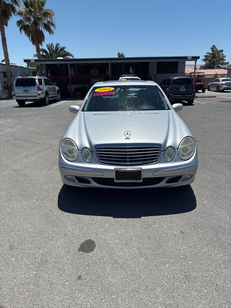 Photo 3 of this MERCEDES-BENZ E-CLASS