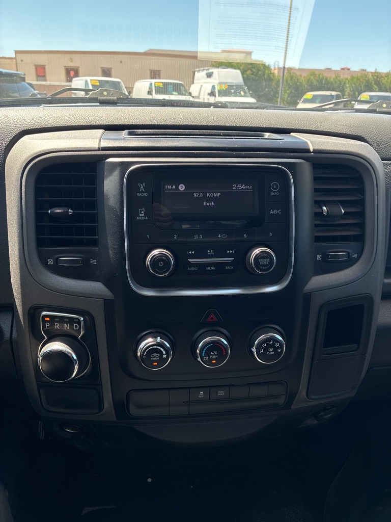 Photo 7 of this RAM 1500 CLASSIC