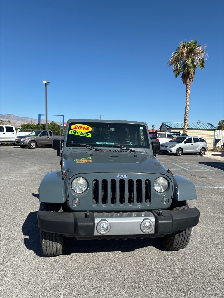Photo 2 of this JEEP WRANGLER UNLIMI