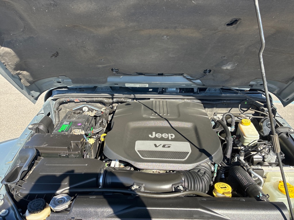 Photo 10 of this JEEP WRANGLER UNLIMI