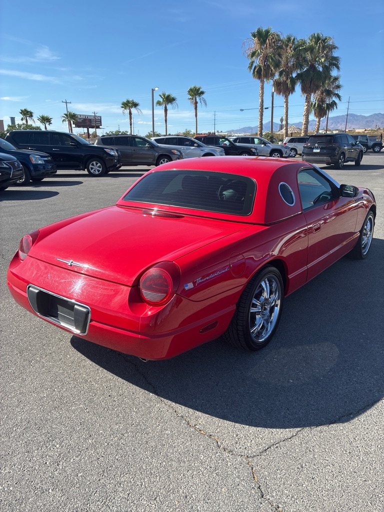 Photo 16 of this FORD THUNDERBIRD