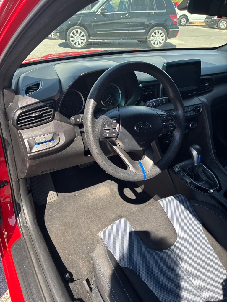 Photo 10 of this HYUNDAI VELOSTER