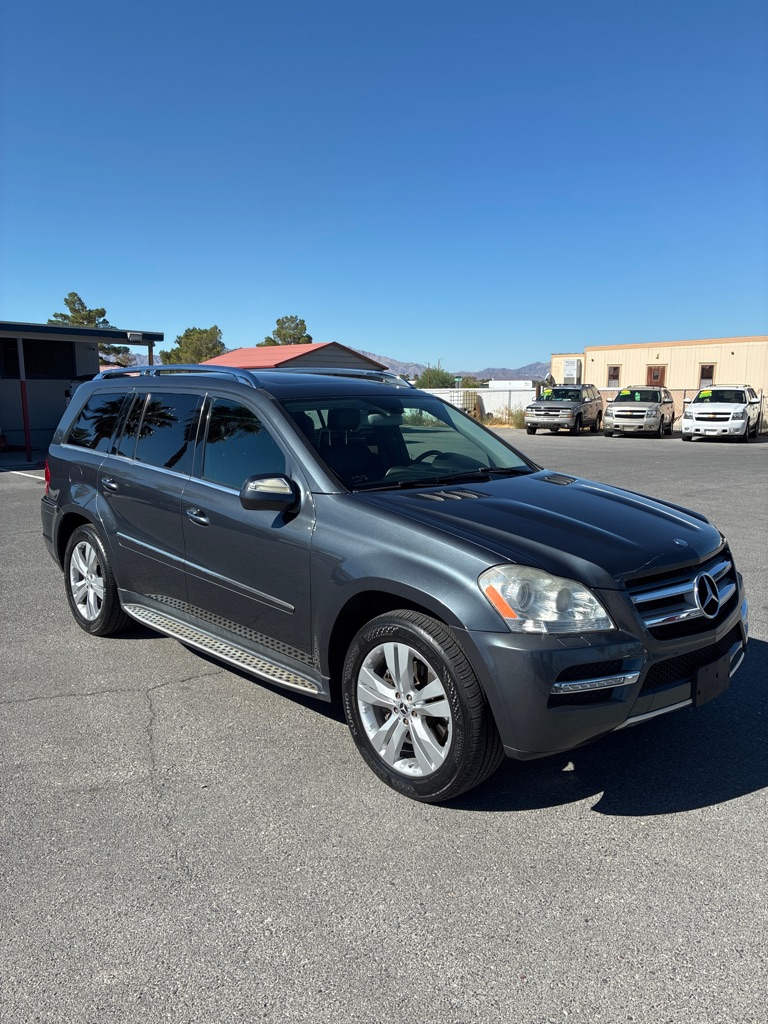Photo 2 of this MERCEDES-BENZ GL