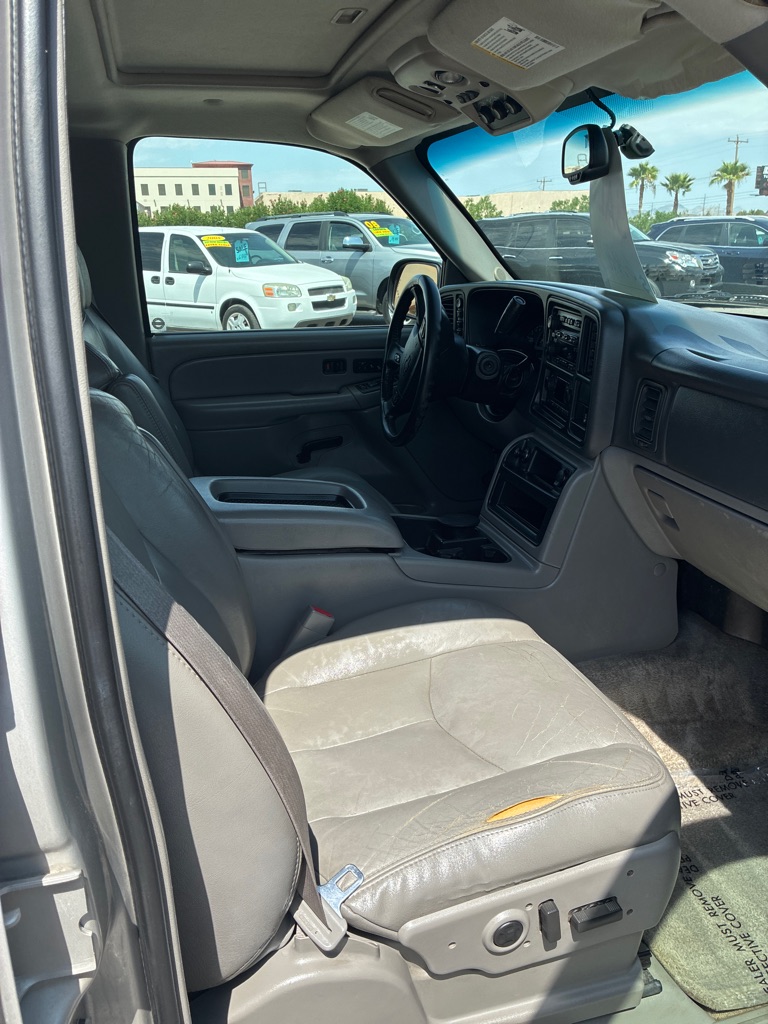 Photo 16 of this CHEVROLET TAHOE