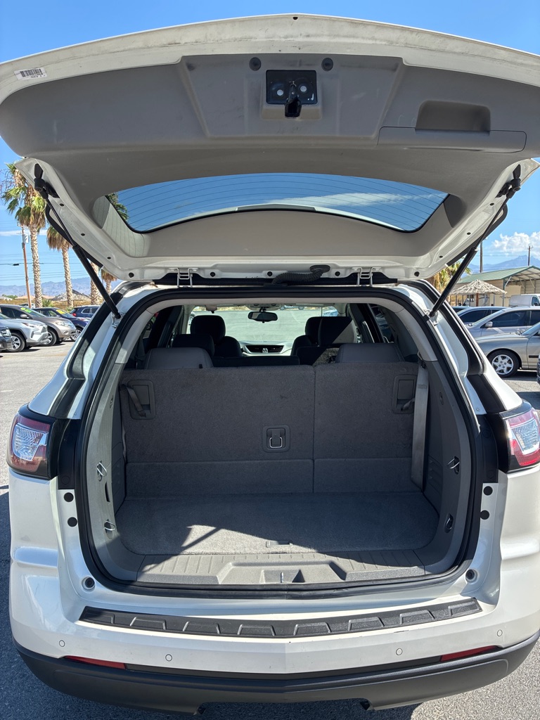 Photo 5 of this CHEVROLET TRAVERSE