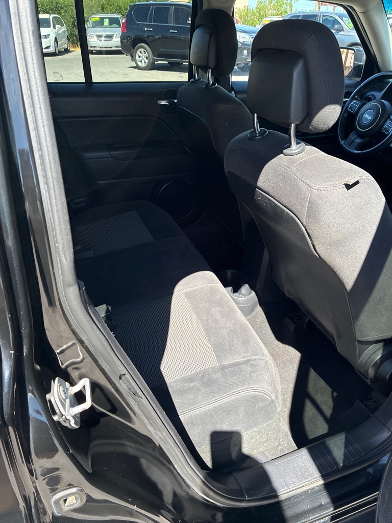 Photo 14 of this JEEP PATRIOT