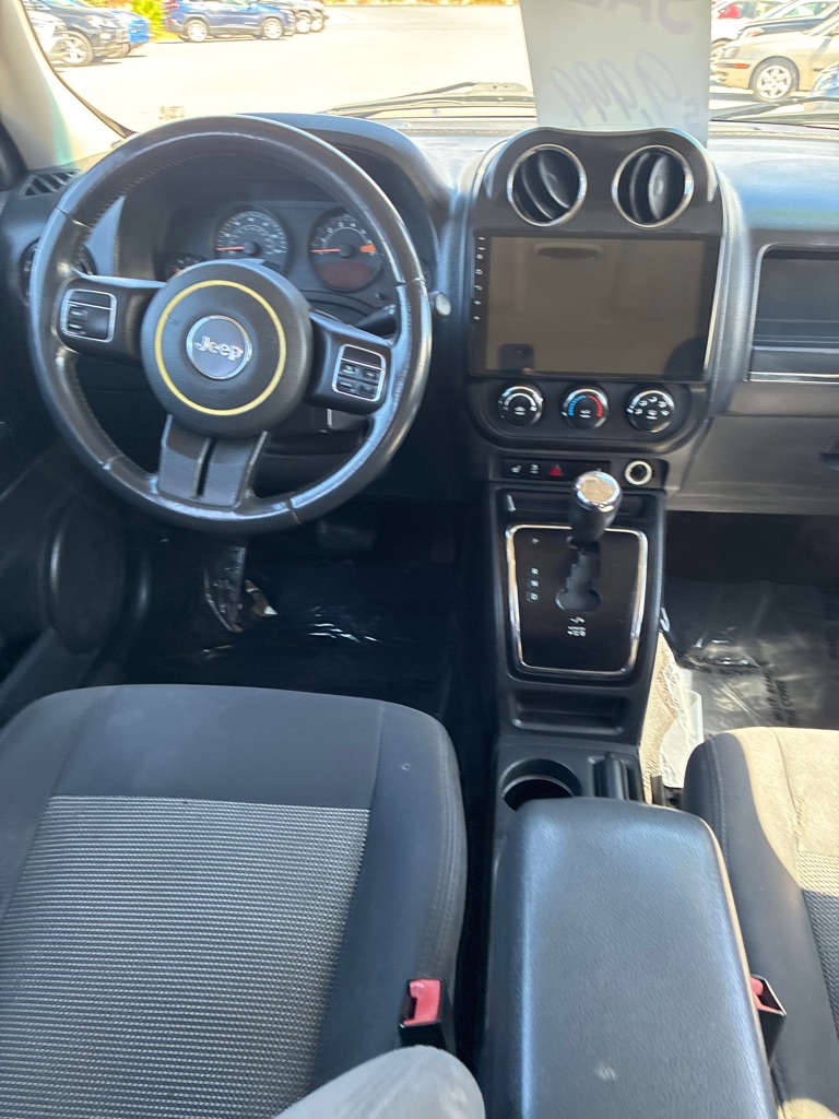 Photo 12 of this JEEP PATRIOT