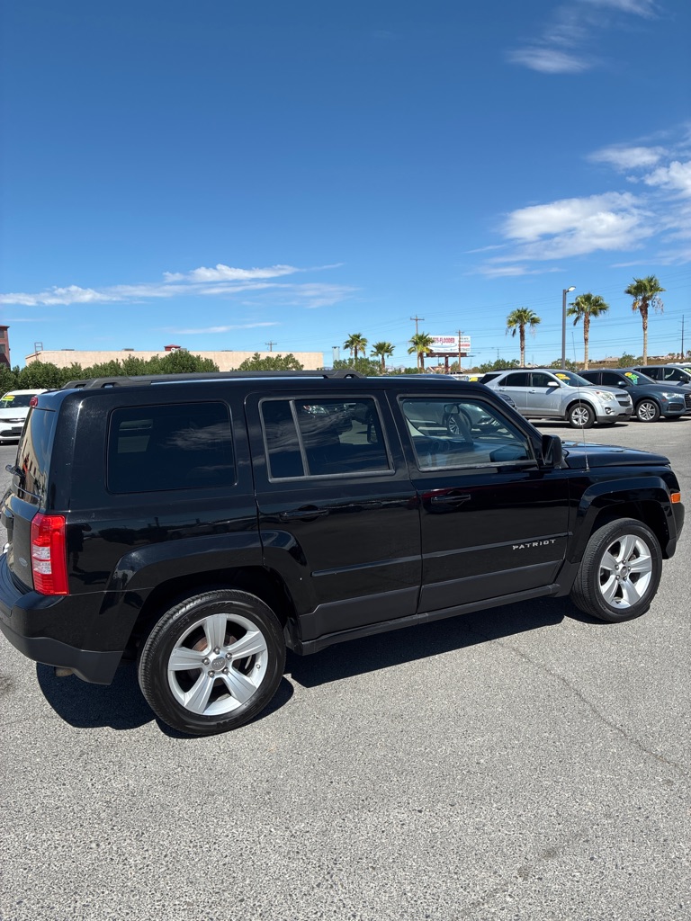 Photo 8 of this JEEP PATRIOT