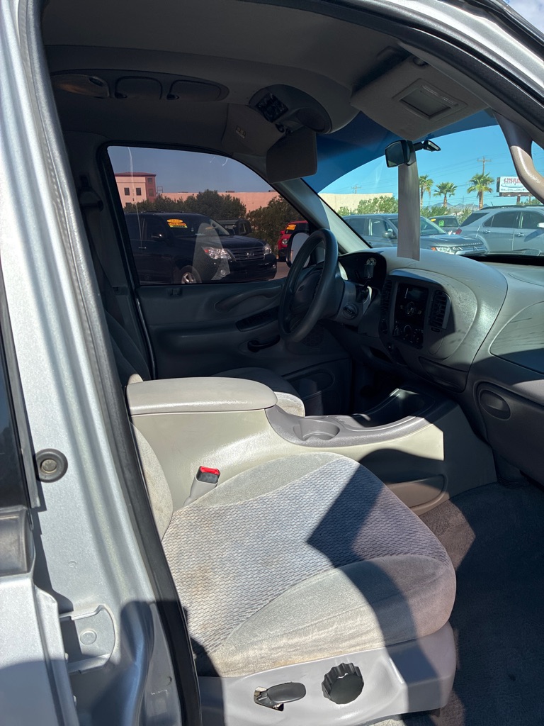 Photo 9 of this FORD EXPEDITION