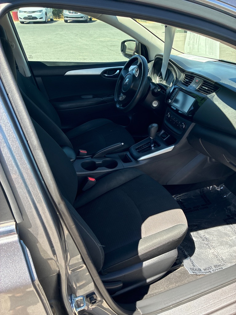 Photo 12 of this NISSAN SENTRA