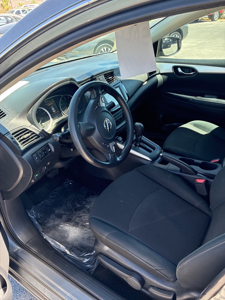 Photo 13 of this NISSAN SENTRA