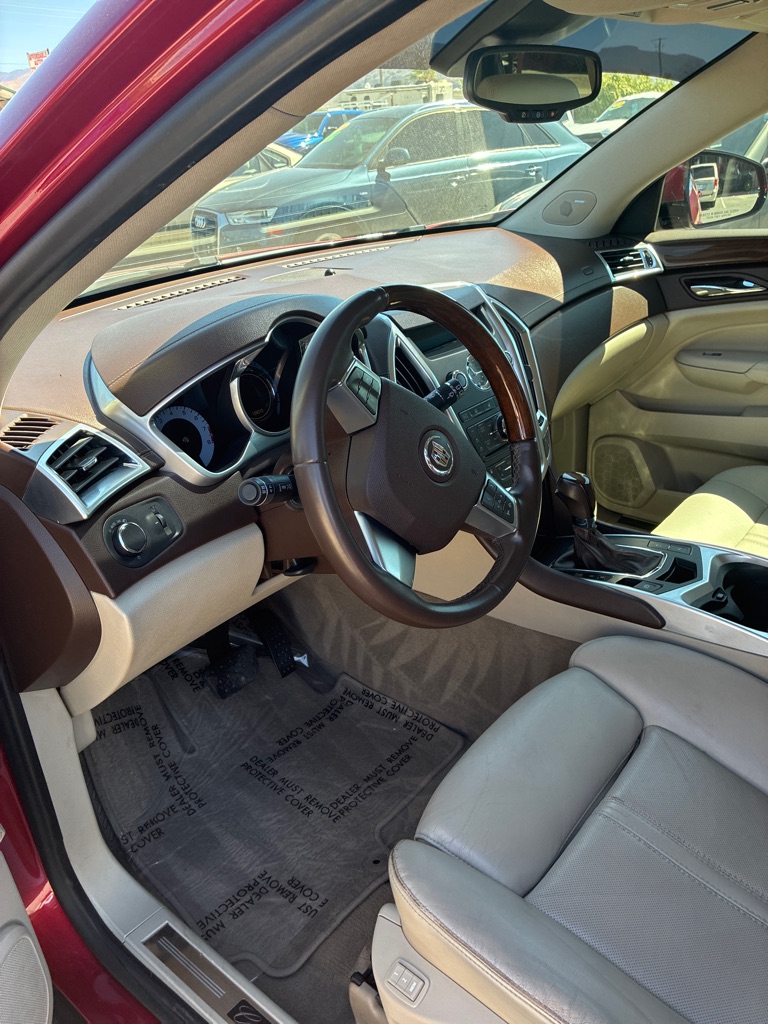 Photo 14 of this CADILLAC SRX