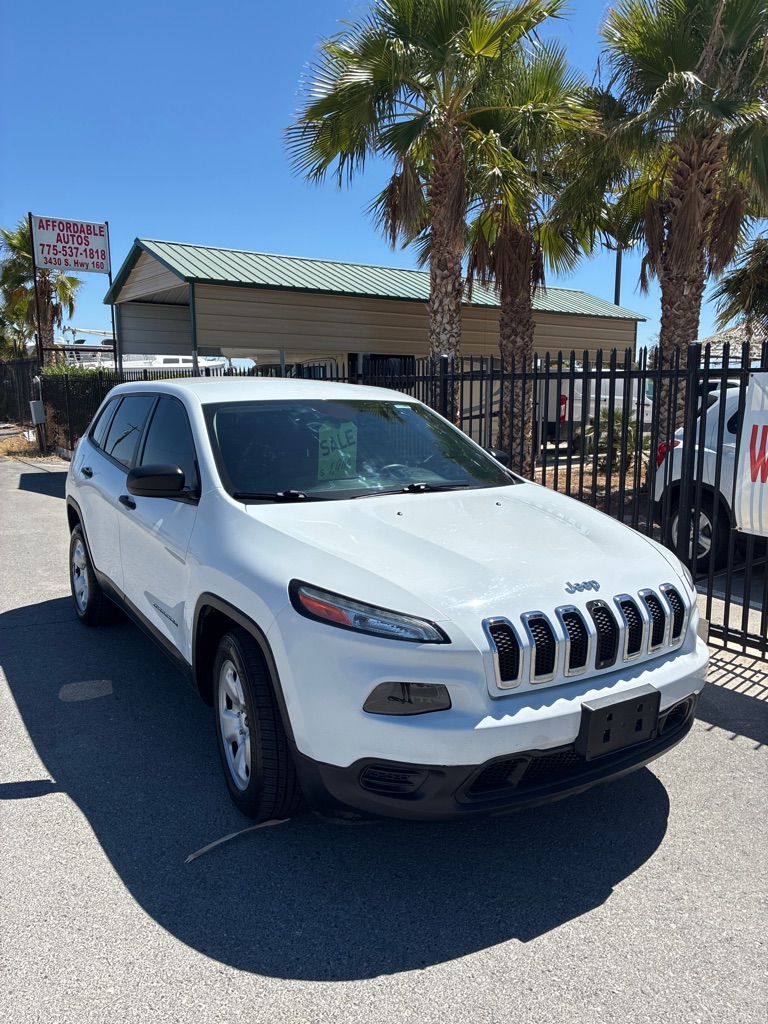 Photo 2 of this JEEP CHEROKEE