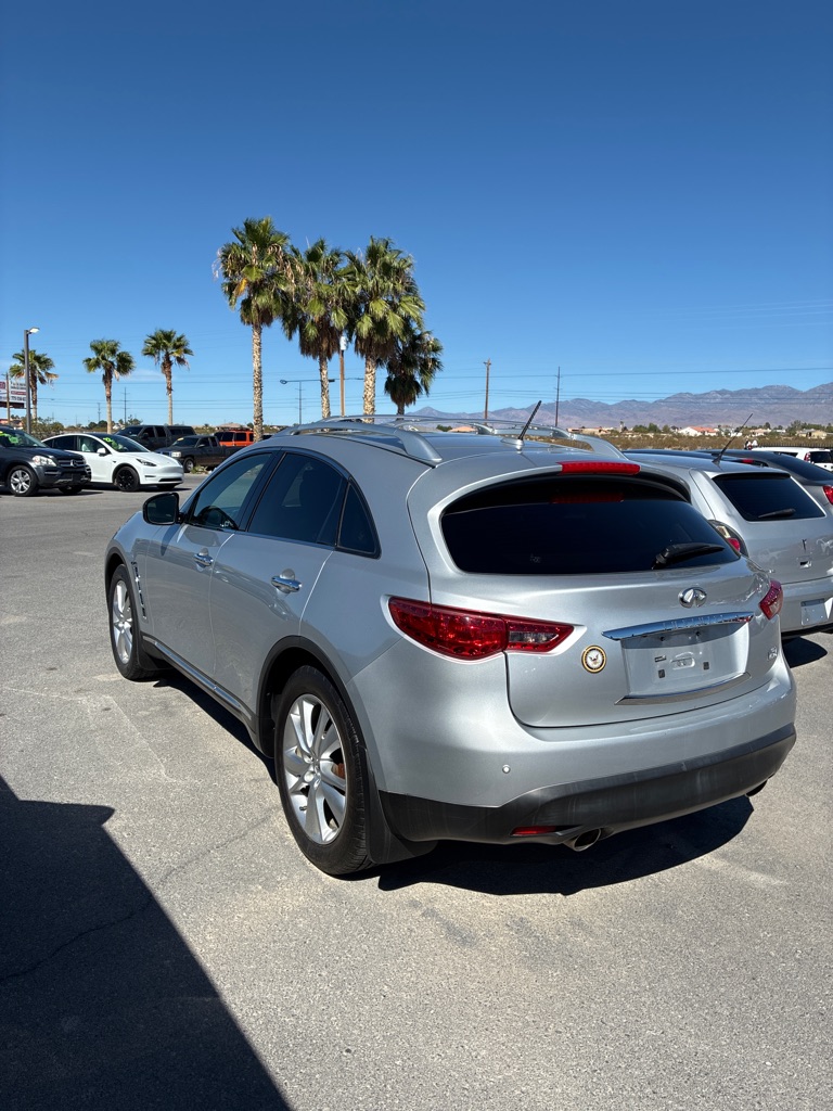 Photo 6 of this INFINITI FX37