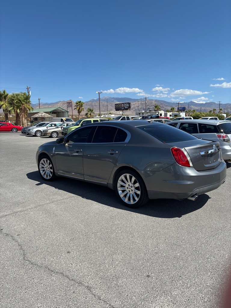 Photo 8 of this LINCOLN MKS