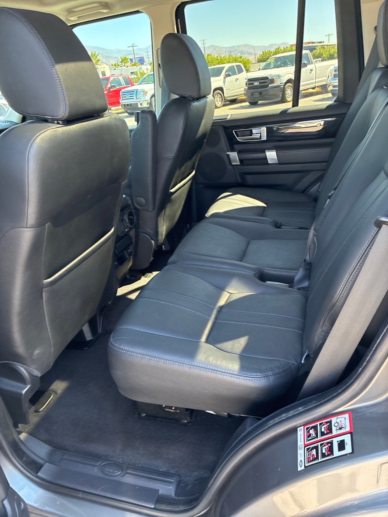 Photo 16 of this LAND ROVER LR4